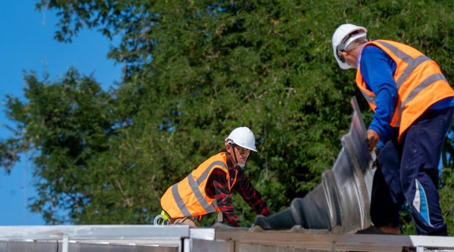 Professional residential roofers in Otwell, IN